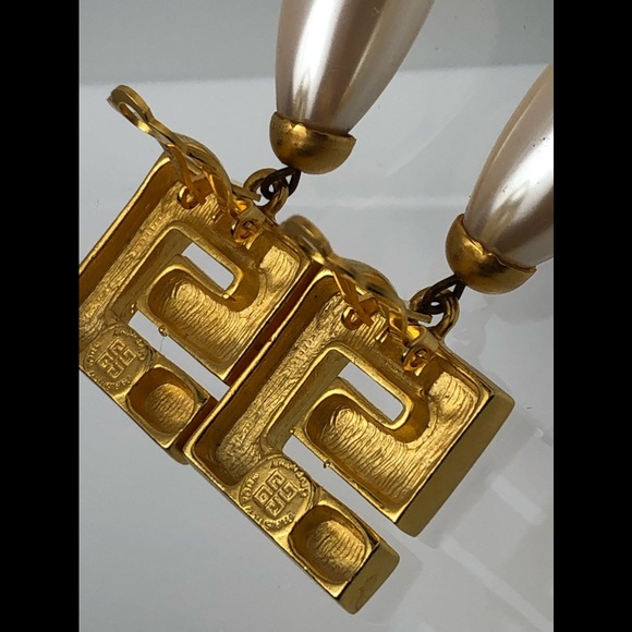 RARE VTG 80’S GIVENCHY “G” LOGO CLIP ON EARRINGS - Picture 8 of 9